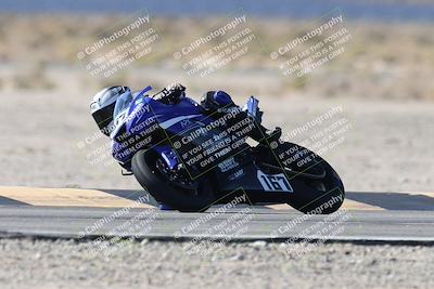 media/Oct-05-2025-CVMA (Sun) [[beeef4f201]]/Race 2-Supersport Middleweight/